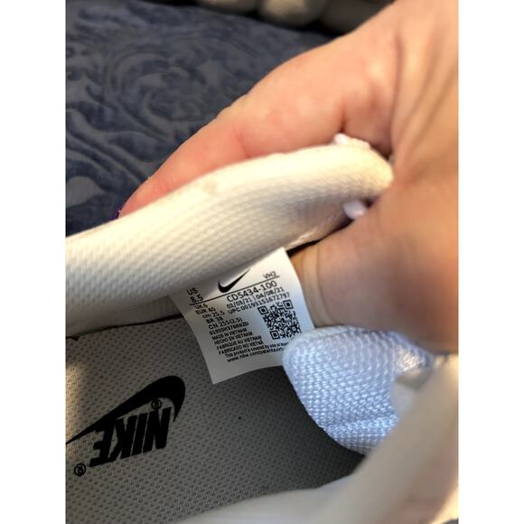 Nike Court Legacy Triple White Women Size 8.5 - Picture 6 of 6